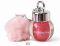 Lip Gloss com Chaveiro Pompom Pompom Ball Pendant Yoyo Maqui Amor - Brilho Intenso e Fofura